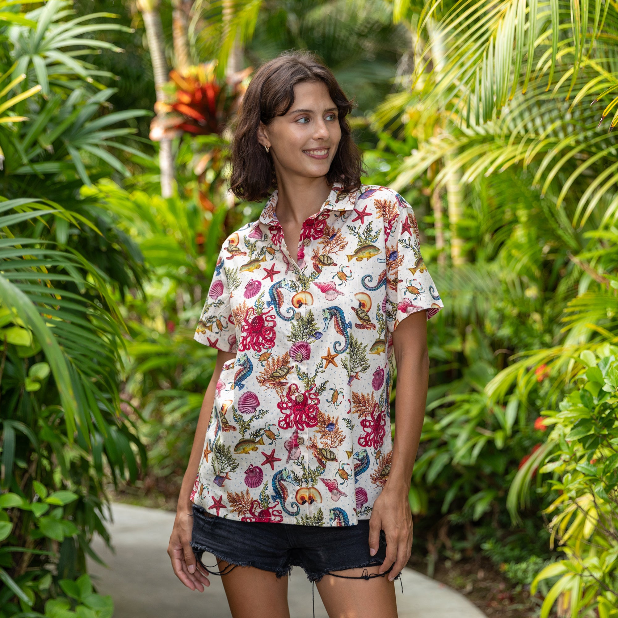 Chemise hawaïenne pour femmes, chemise à manches courtes boutonnée en coton imprimé hippocampe et poulpe de la vie marine