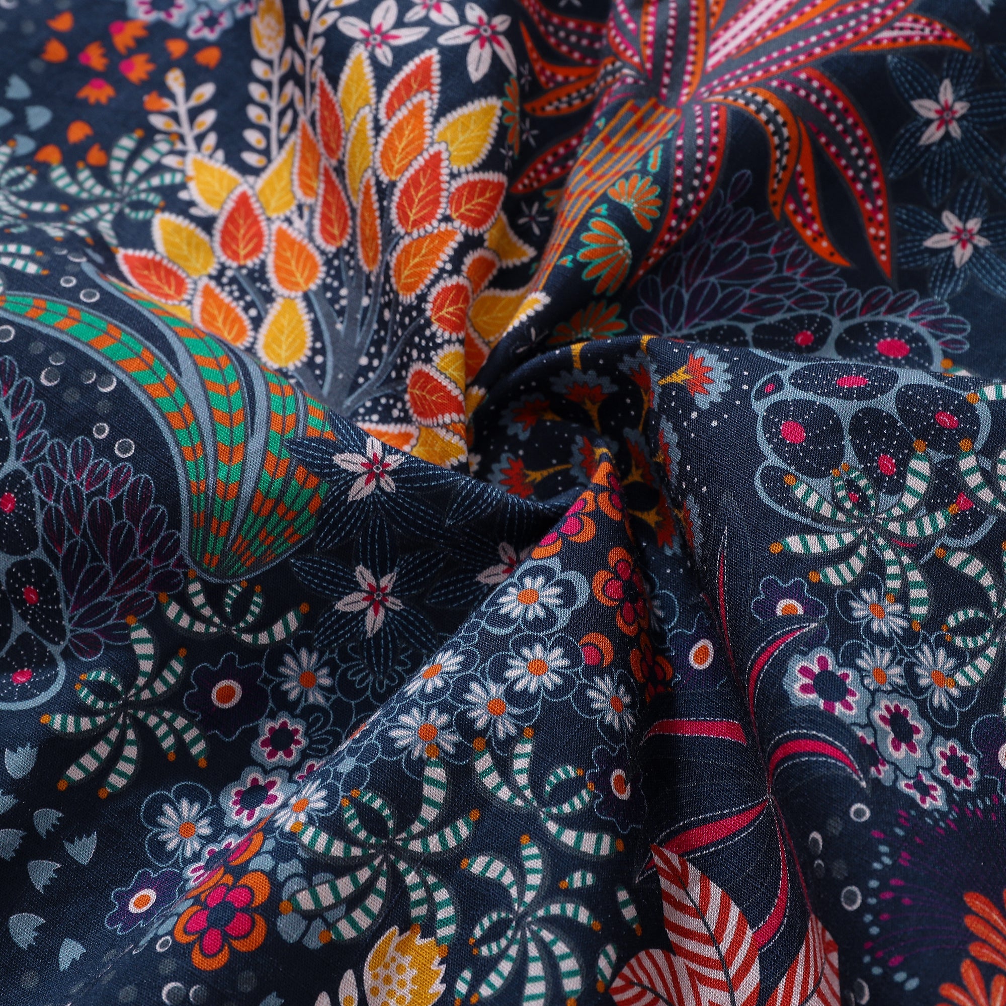 Camisa Hawaiana para Mujeres con Estampado de Plantas Peculiares de Algodón, Botones y Manga Corta