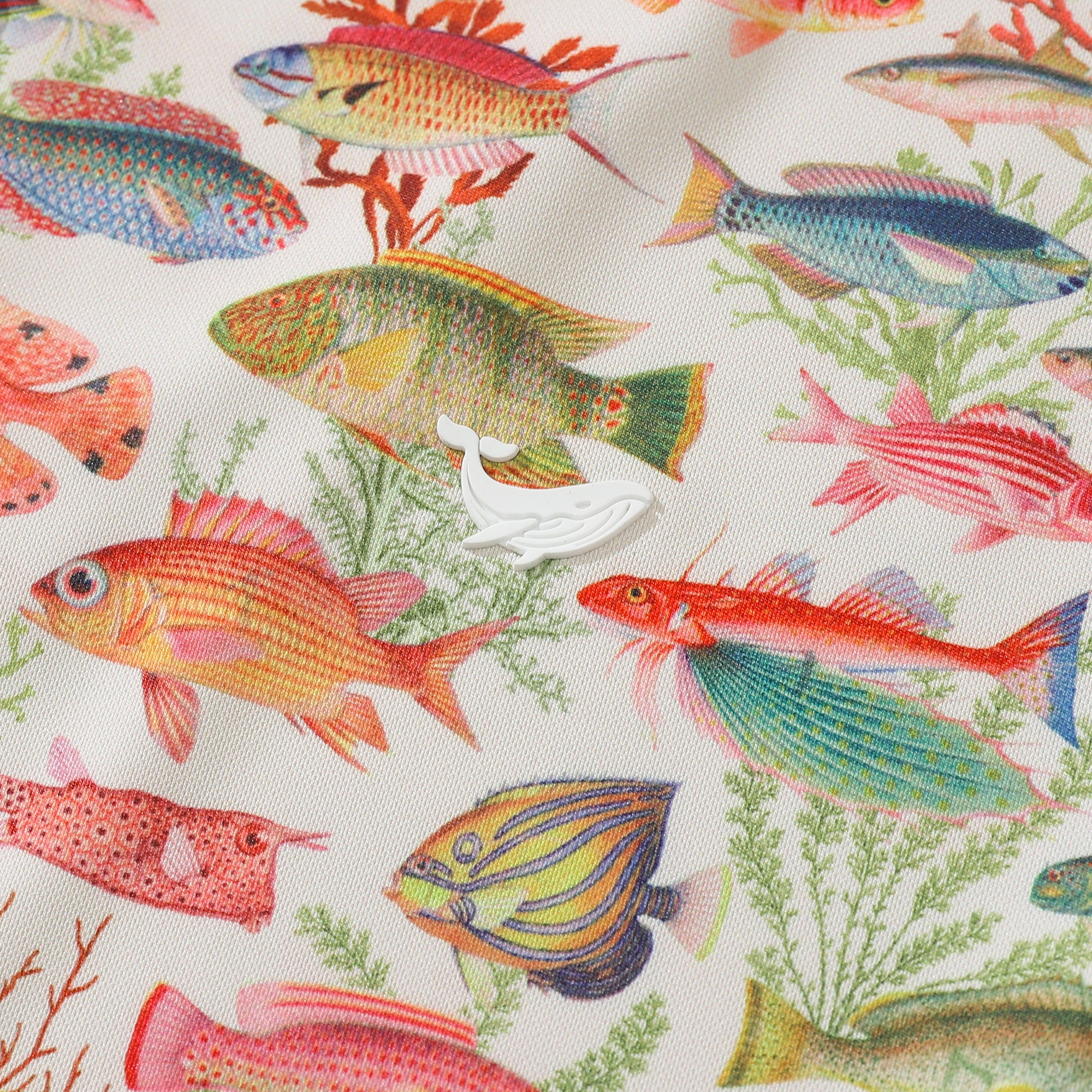 Polo de manga corta con estampado de peces marinos hawaianos para hombre