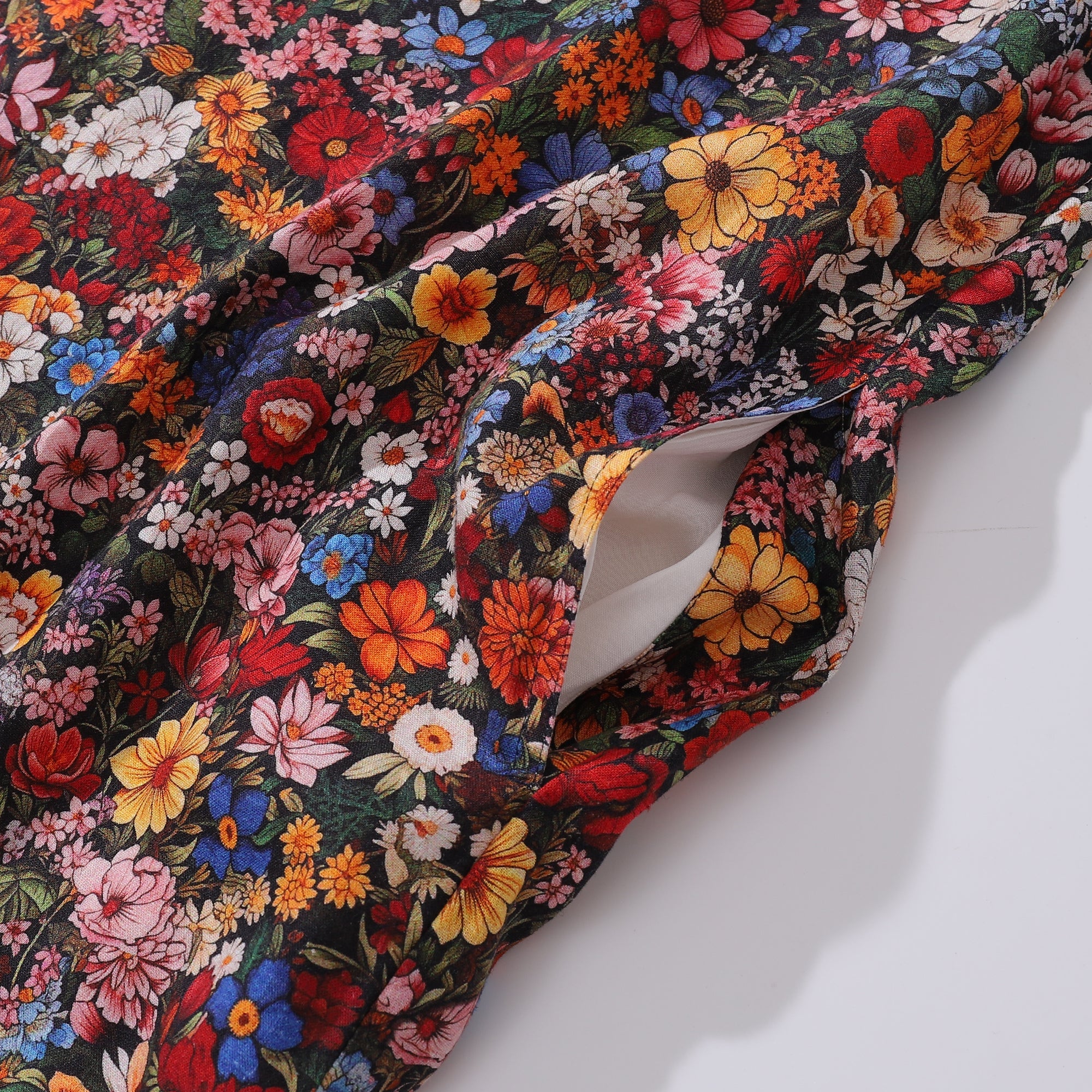 Vestido Hawaiano para Mujeres Entre las Flores Vestido de Cuello en V